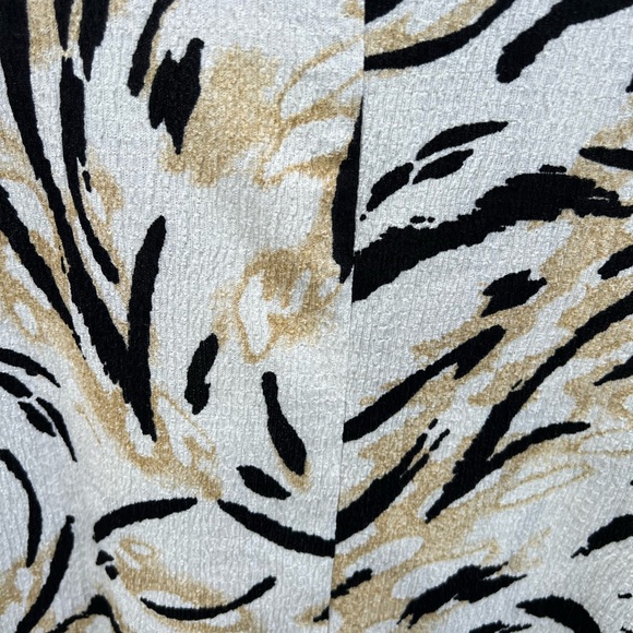 JM Collection Black and Gold Swirl Top size Pet Small - Picture 10 of 10